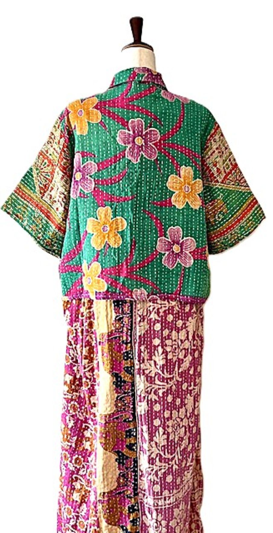 Kantha Bae Clarity Crop Tops Are The "Camp" Shirts Of The Season.(Purple Green)