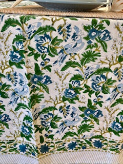 Table, Fresh and Lively Handmade Block Print Table Cloth With 6 Matching Napkins (60 X 90) A Favorite.