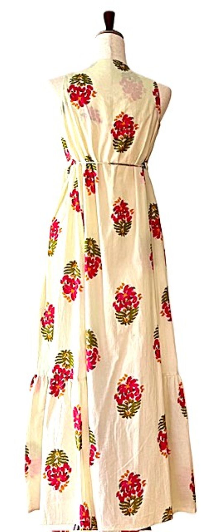 Chic Midi Dress In Cream With A Floral Rose Print Is Adorable.