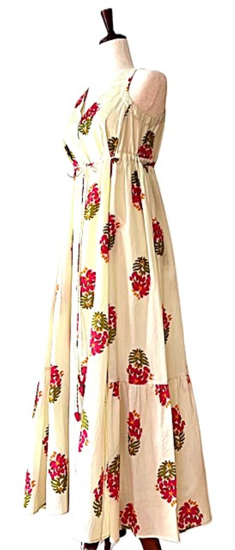 Chic Midi Dress In Cream With A Floral Rose Print Is Adorable.
