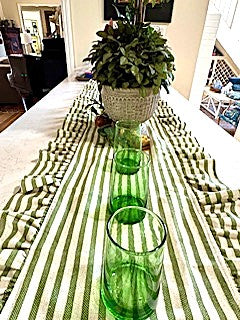 Table, Striped Linen Placemats And Runner With Ruffles (Olive)