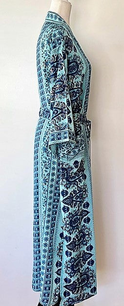 Luxurious Engineered Borders. Silk Kimono Is Impressive