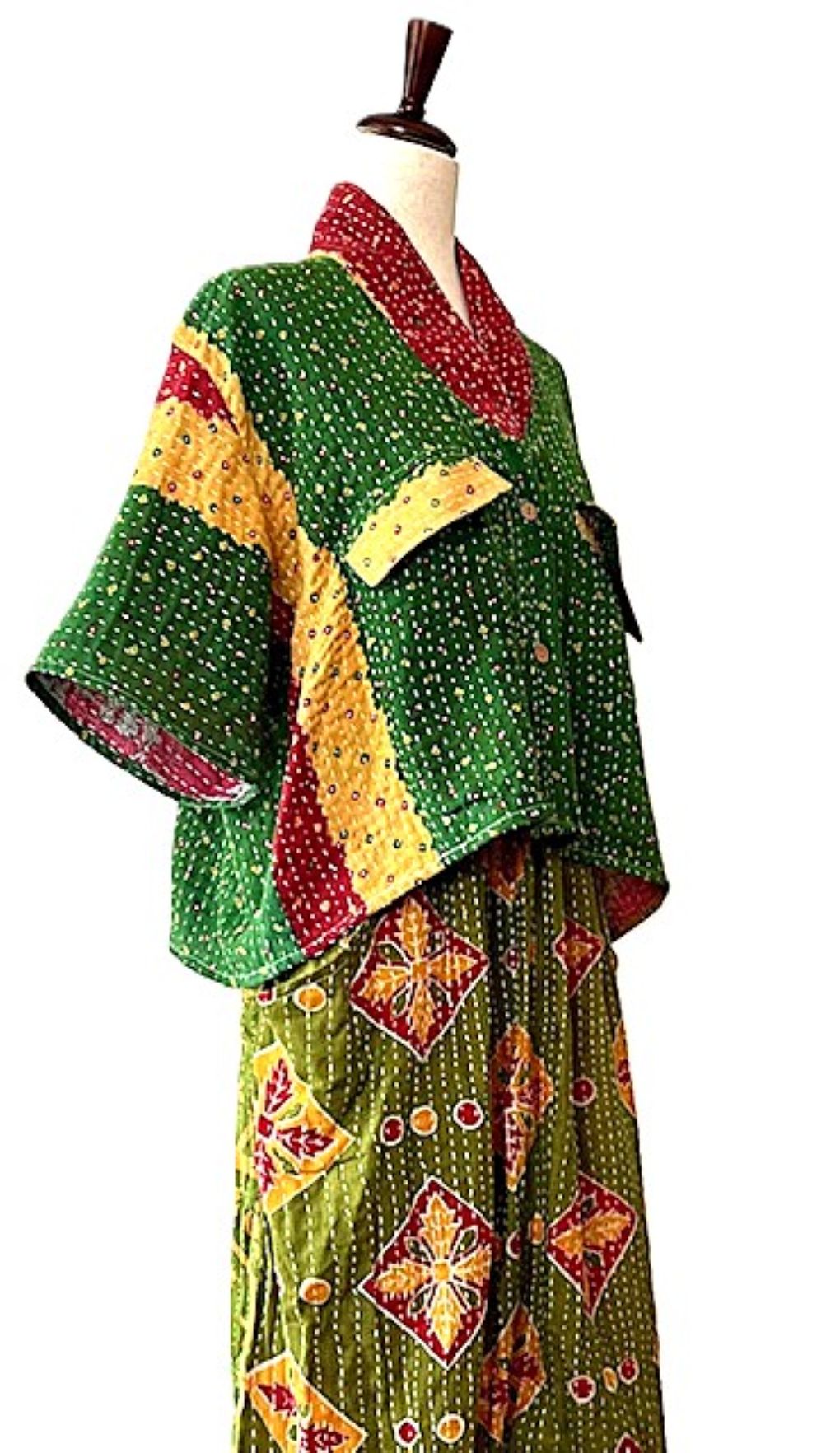 Kantha Bae Clarity Crop Tops Are Fully Reversible "Camp" Shirts (Emerald Green)