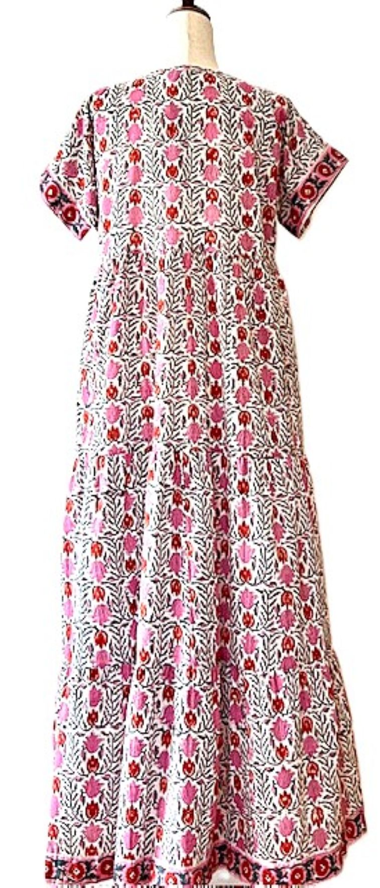Cotton Block Print Maxi Dress Is Classic and Appealing In A Wallpaper Print. (Pink)