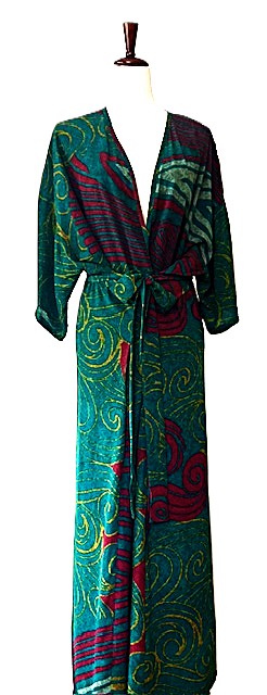 Kantha Bae New Alchemy Crepe Silk Kimono Offers Two Clever Styling Options.(Emerald)