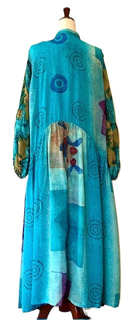Kantha Bae Evermore Silk Kimono Is Luxurious and Romantic (Turquoise)