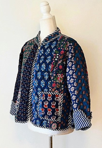 Luxe Cotton Quilted Womens Jacket With Stripe Piping Looks Rich (Dark Navy)