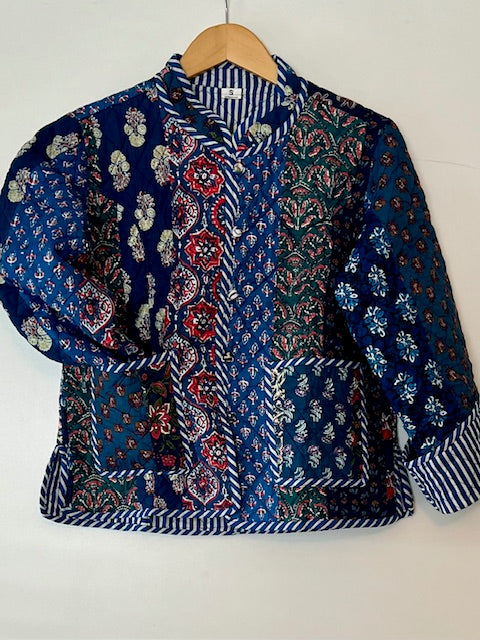 New Luxe Cotton Quilted Womens Jacket With Stripe Piping Looks Rich (White Leaf)