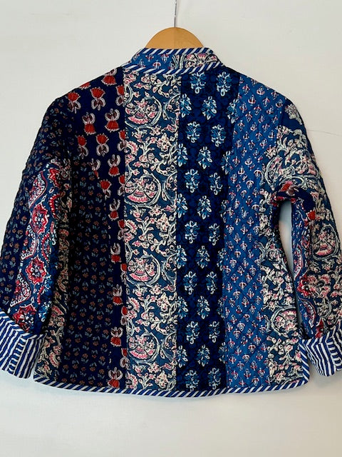 New Luxe Cotton Quilted Womens Jacket With Stripe Piping Looks Rich (White Leaf)