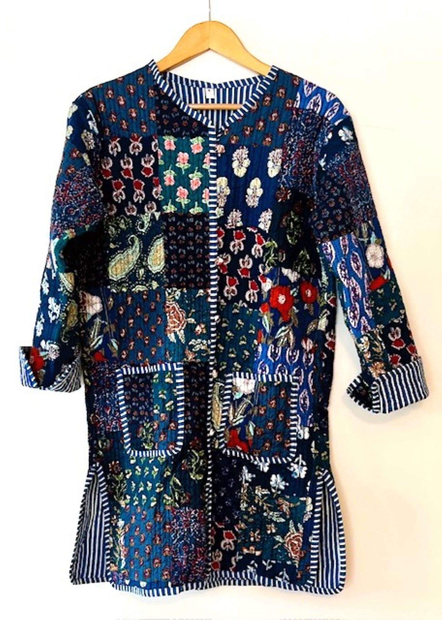 NEW Stroller Length Cotton Quilted Womens Jacket Reversible With Stripe Piping. (Floral)