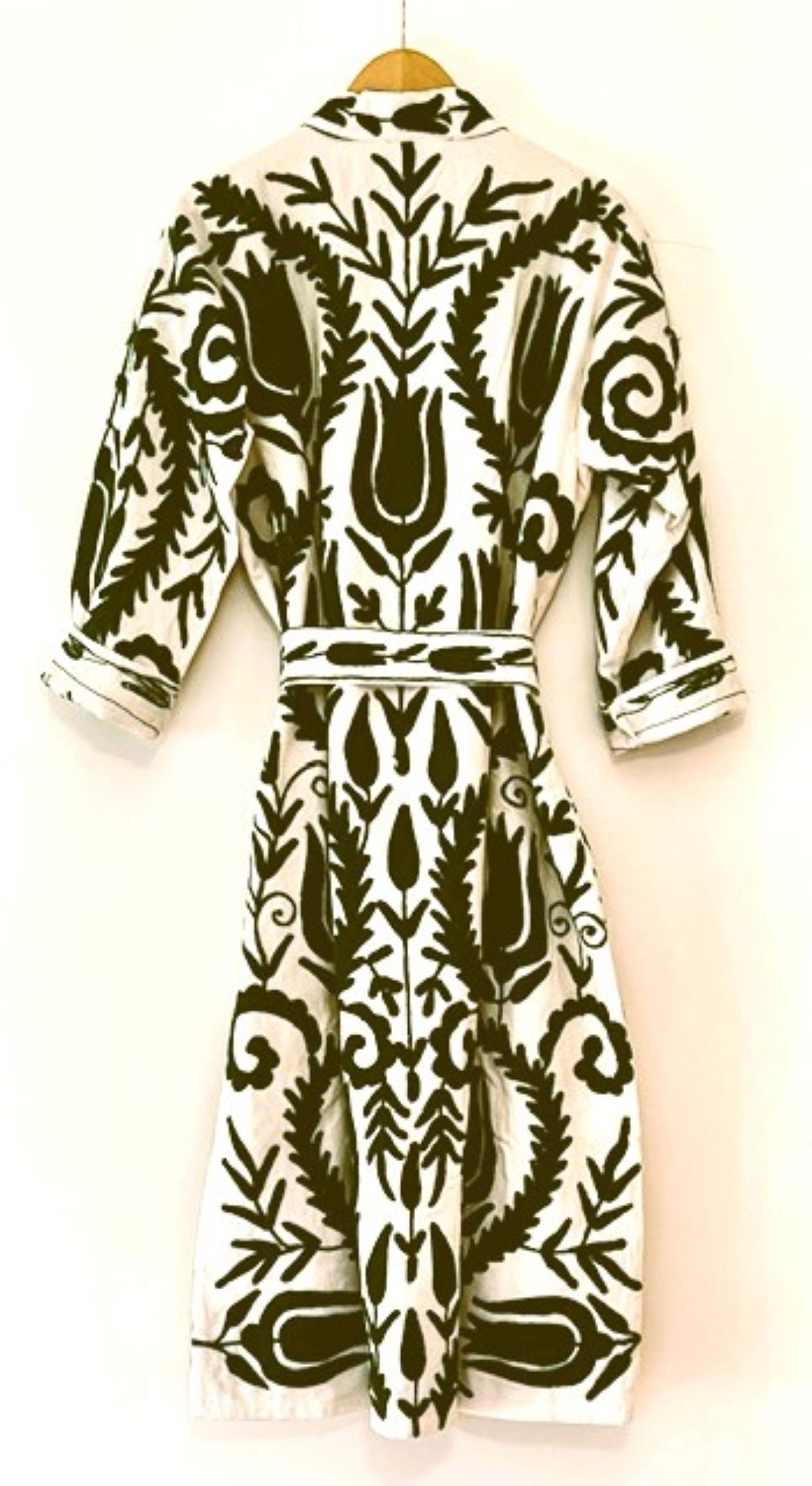 Winter Warm Coat For Women, Suzani Hand Embroidered Long Kimono. (Green)