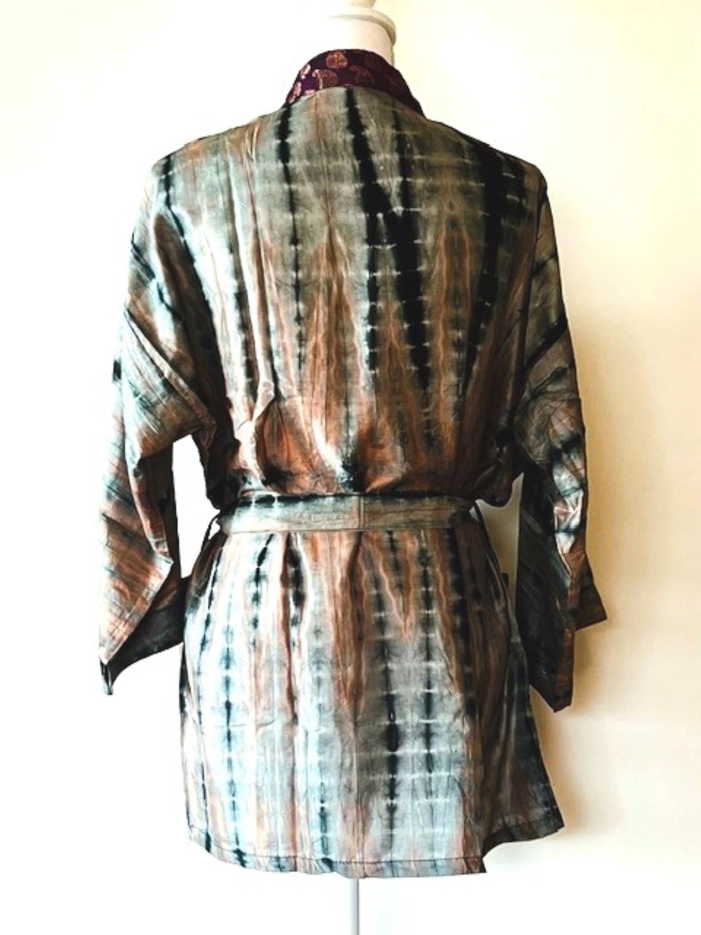 The Accessory In Demand, A Short Silk Kimono Jacket. A Tie Dye Beauty In Silver.