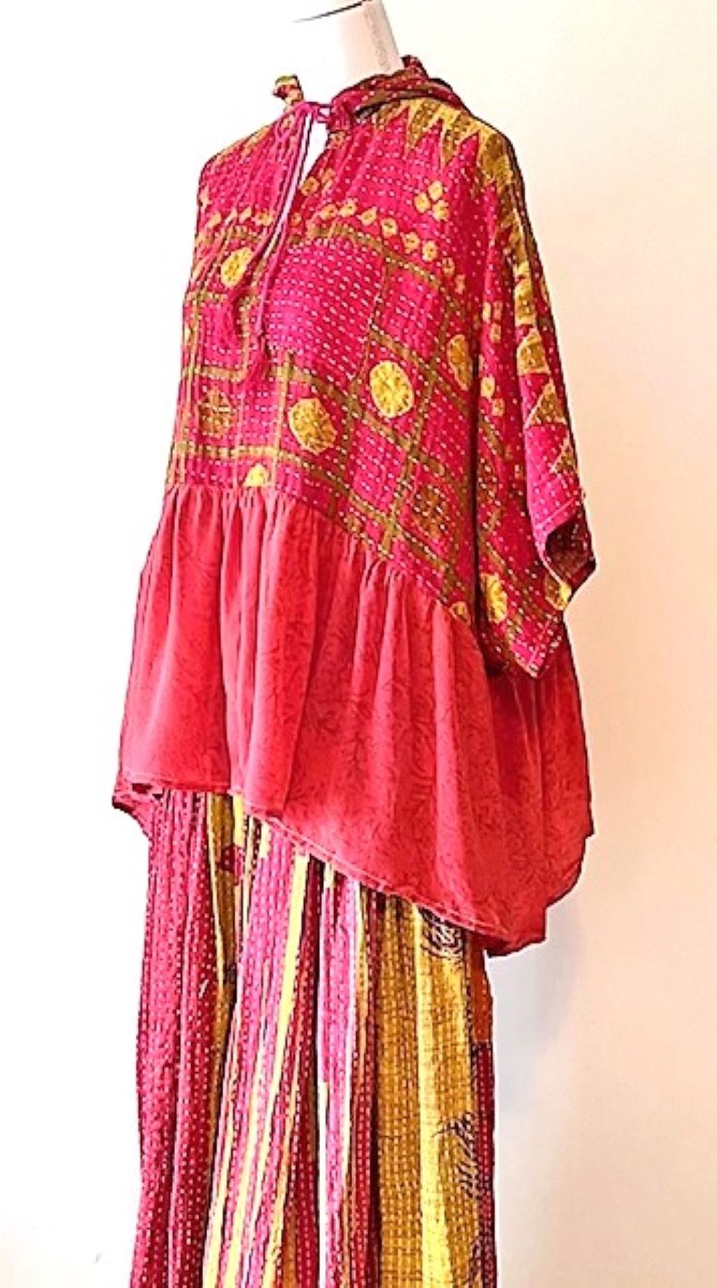 Kantha Bae Cosmos Hoodie, A New Easy Basic (Pink)