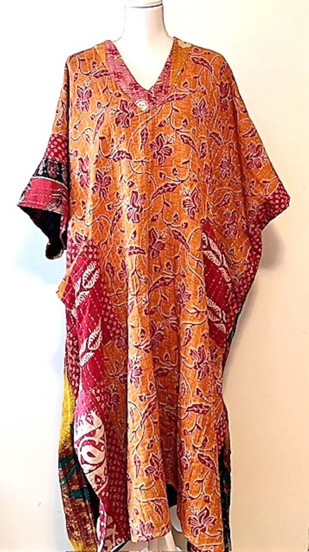 Kantha Bae Just This Muu, The Perfect Lounger For Home and Resort (Bronze)