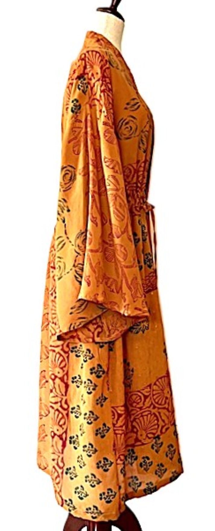 Kantha Bae Silk Dreamweaver Kimono Is A Statement Piece. (Orange)
