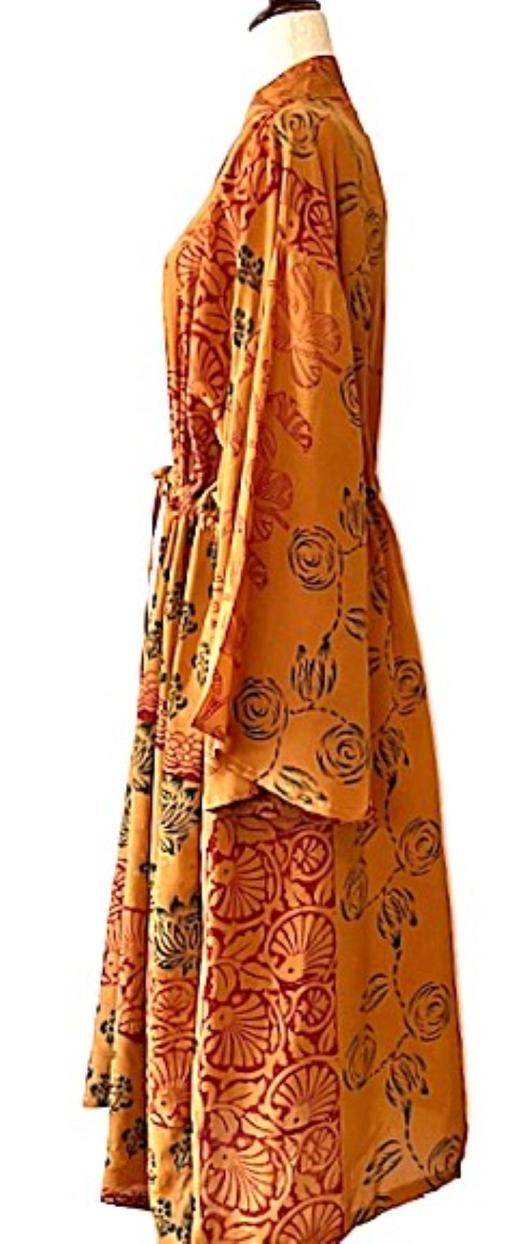 Kantha Bae Silk Dreamweaver Kimono Is A Statement Piece. (Orange)