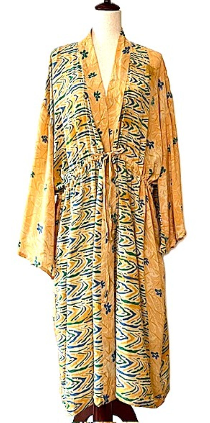 Kantha Bae Silk Dreamweaver Kimono Is A Statement Piece. (Abstract Print)