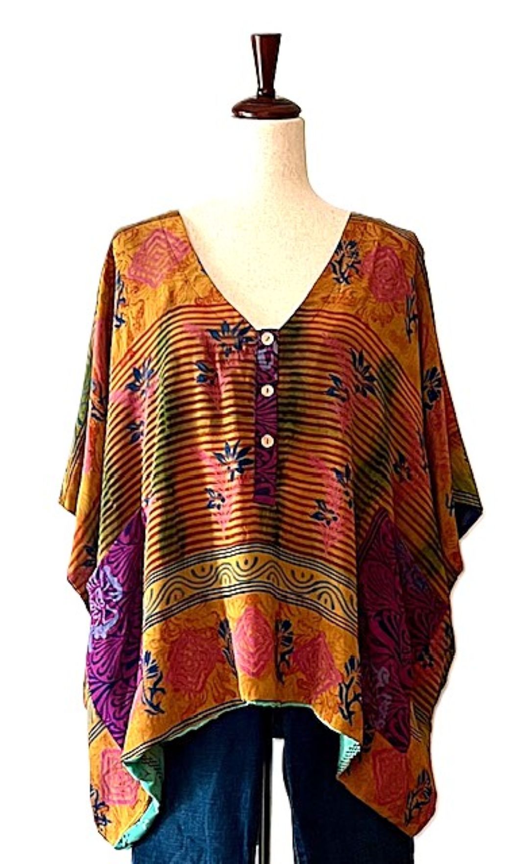 Kantha Bae Duality Shortie Muu, Fully Reversible, Your "Go-To" Top (Red Blue)