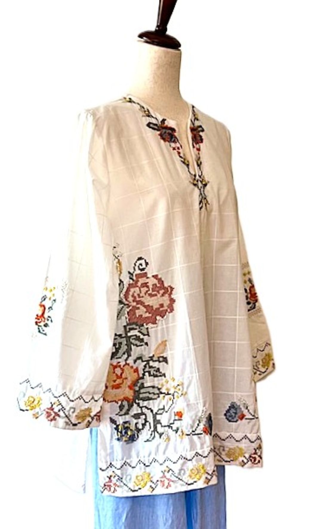 Breezy Summer Tunic. Light Weight and Memorable.