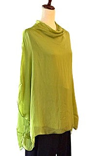 Top, Fluid Italian Blouse Flatters The Figure (2 Colors)