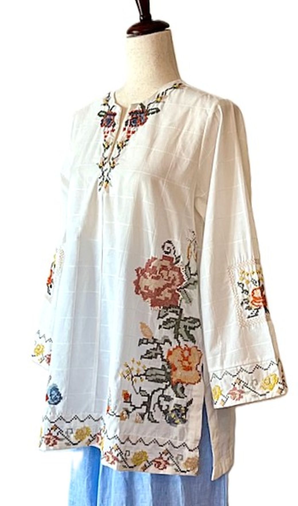 Breezy Summer Tunic. Light Weight and Memorable.