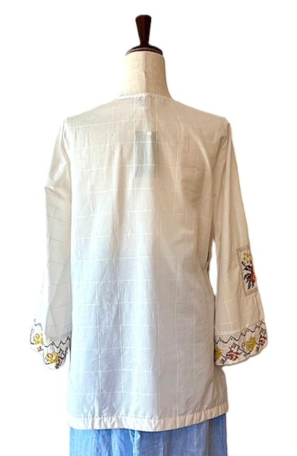 Breezy Summer Tunic. Light Weight and Memorable.