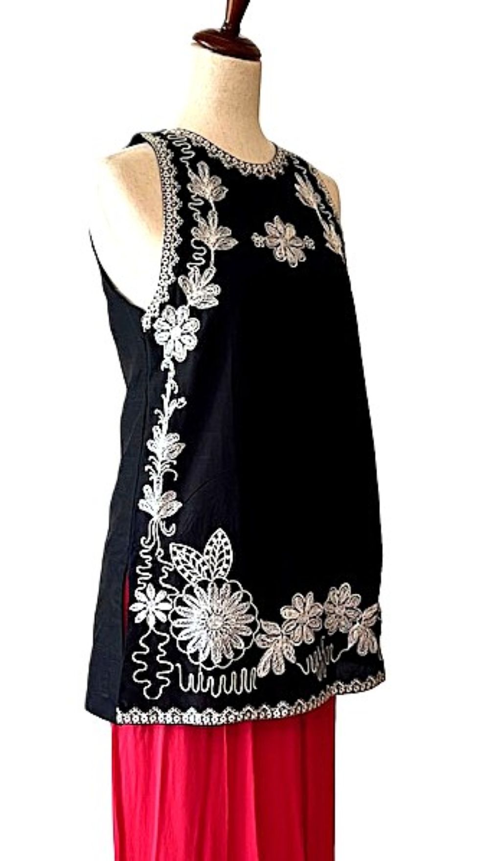 Designer Embroidered Top Will Steal The Show. (Black)