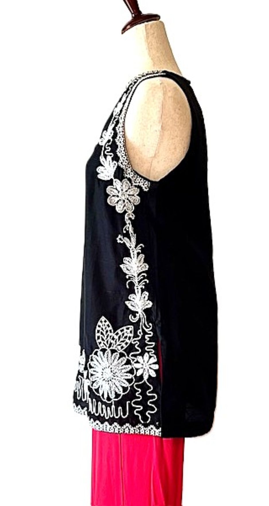 Designer Embroidered Top Will Steal The Show. (Black)