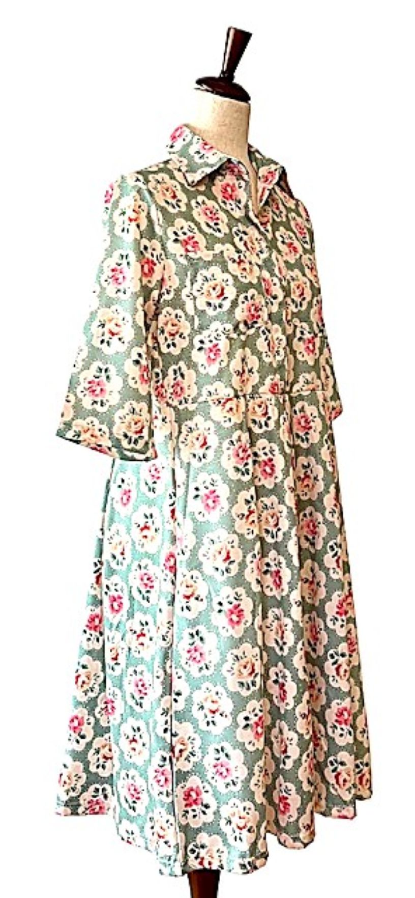 Classic Shirtdress Is An Easy Answer To The Daily Dilemna. (Mint Floral)