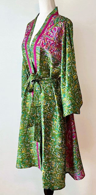Exceptional Print In Our Cape Sleeve Silk Kimono Duster Dress (Green)
