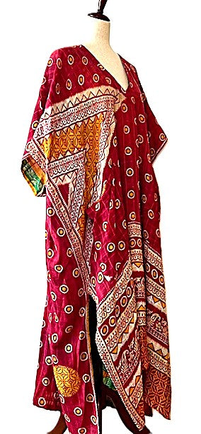 Kantha Bae Just This Muu, The Perfect Lounger For Home and Resort (Red)