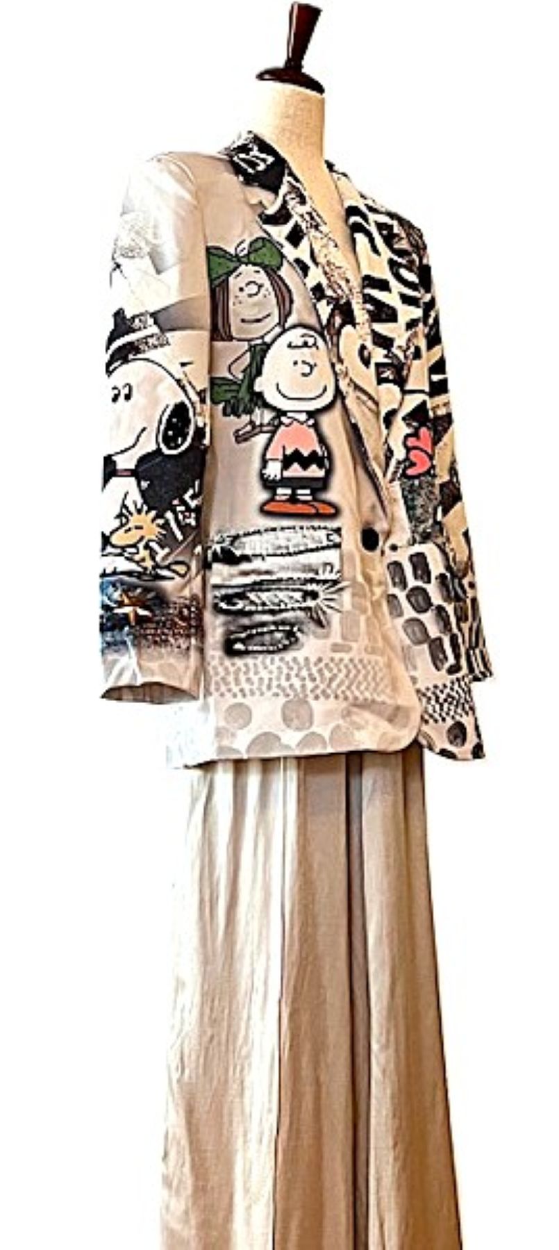 Contemporary One Size Italian "Snoopy" Printed Blazer . Best Seller