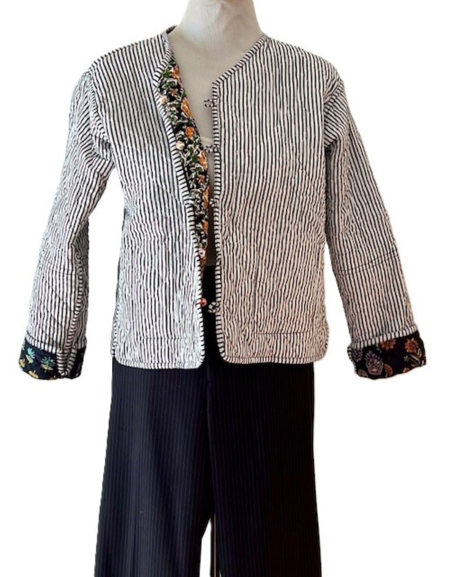 Luxe Reversible Cotton Quilted Womens Jacket With Stripe Piping (Black)