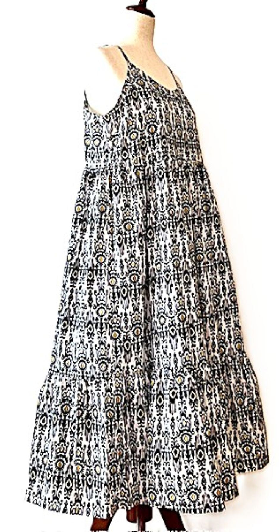 Dresses, Strappy Tiered Midi Length Is Stylish (Black White)