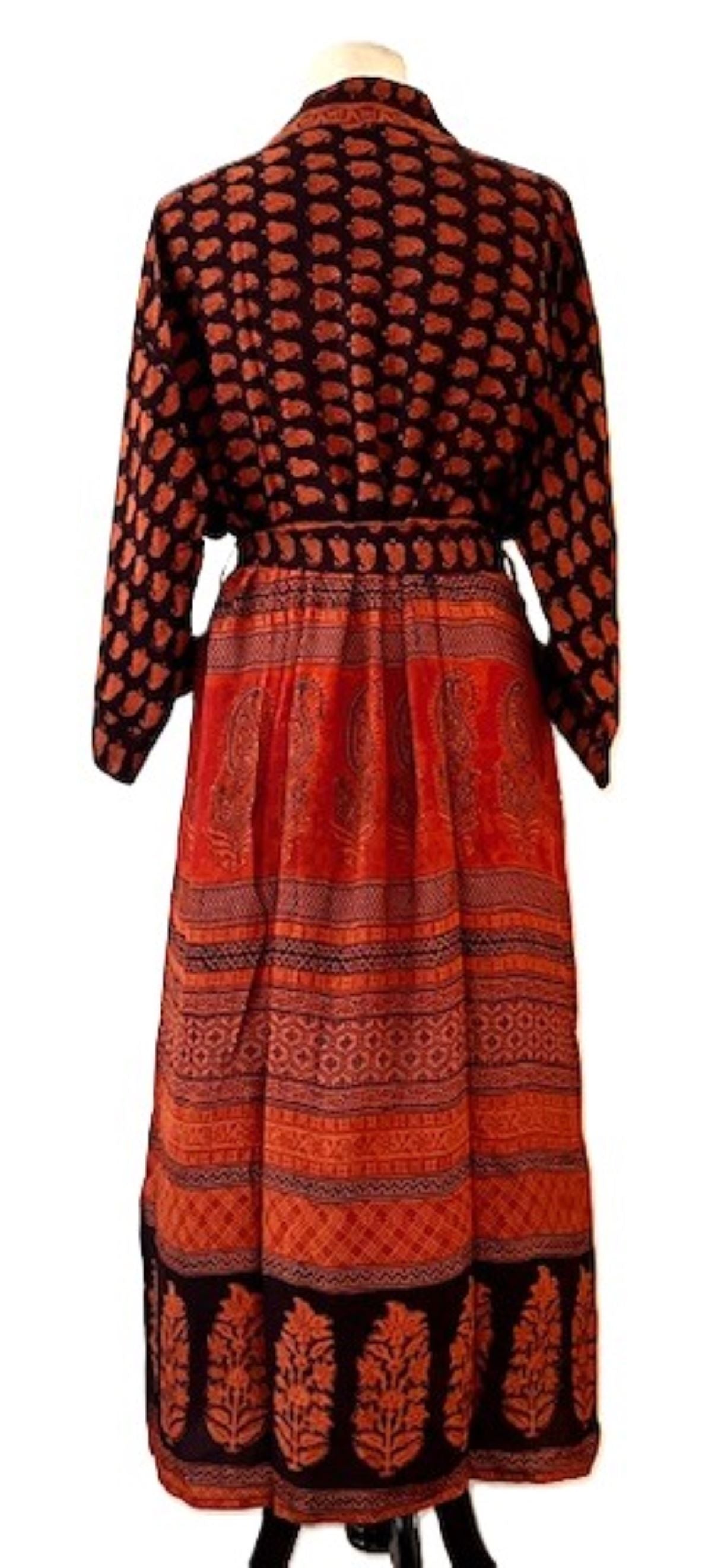 Top of the Line Silk Kimono Duster, Dramatic Geometric Print With Back Full Panel Border