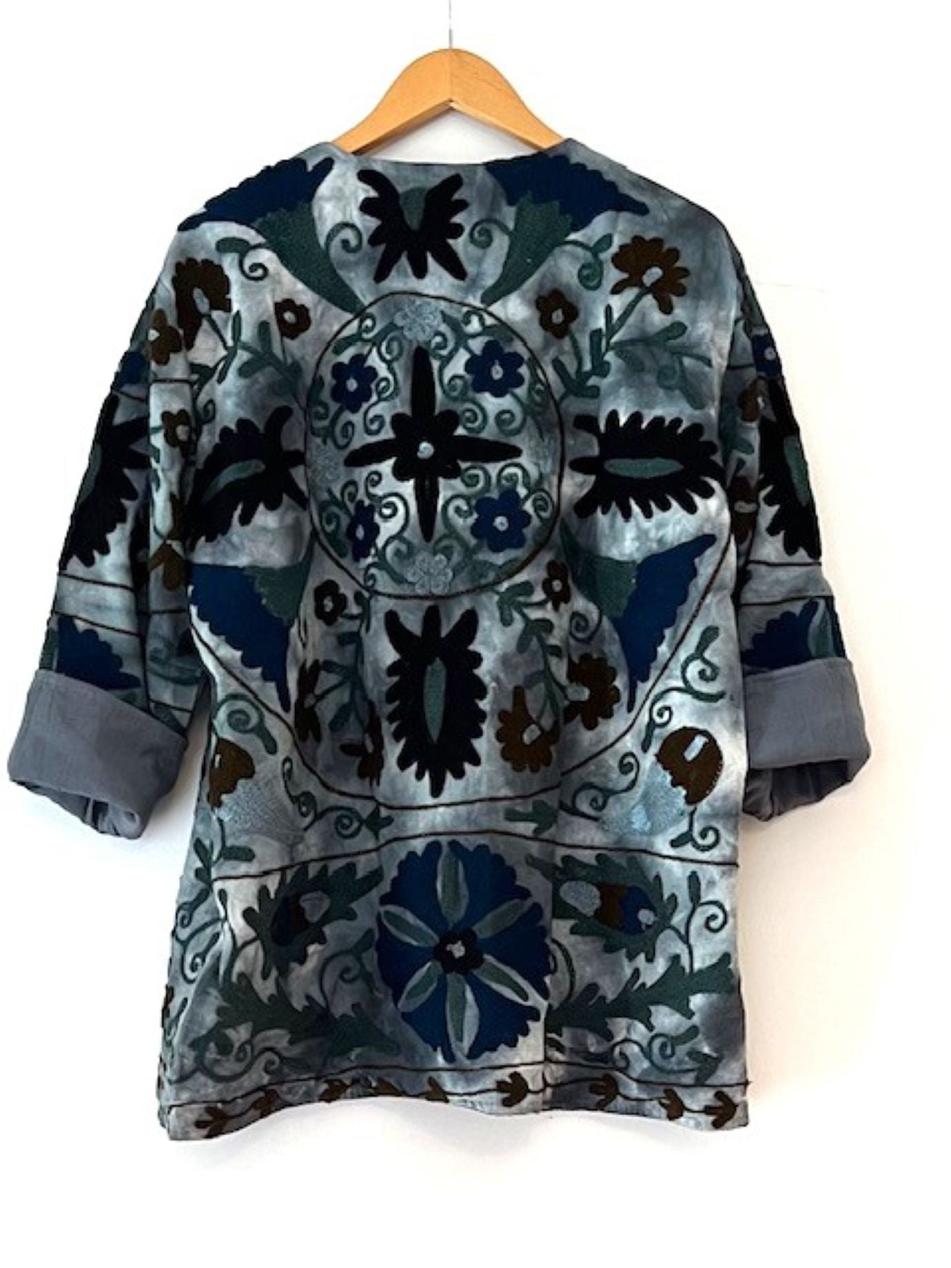 Tie Dye Cotton Suzani Jacket, Hand Embroidery Kimono (Blue)