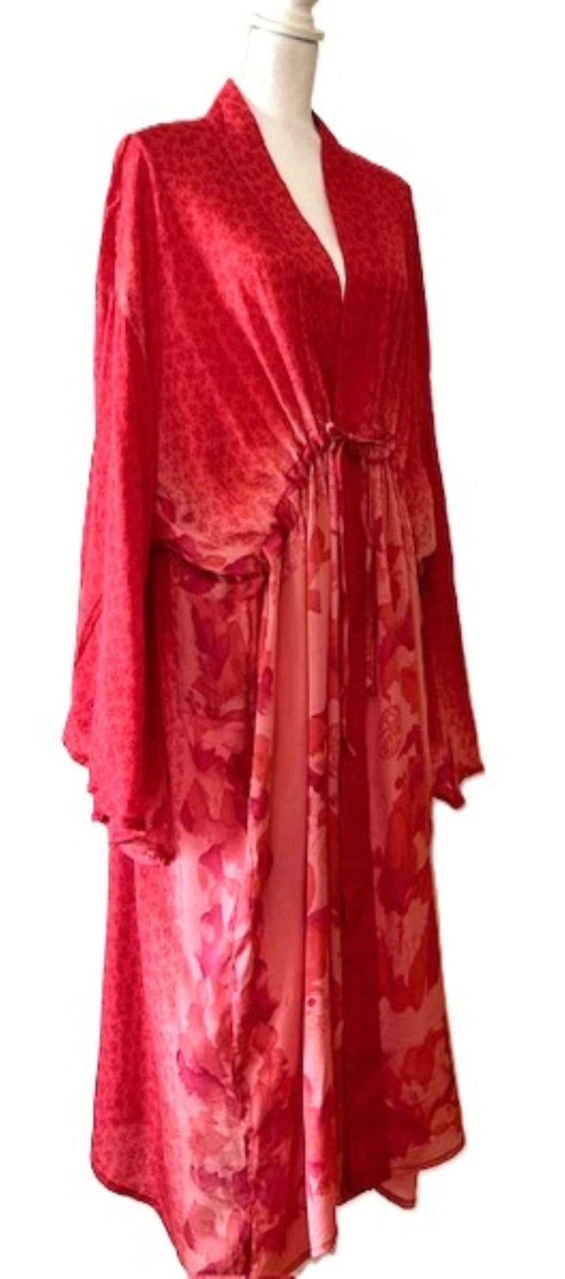 Kantha Bae Dreamweaver Silk Kimono Is A Statement Piece. (Pink)