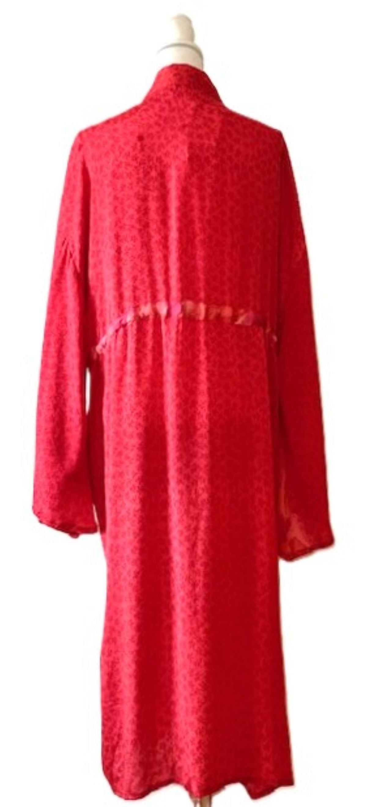 Kantha Bae Dreamweaver Silk Kimono Is A Statement Piece. (Pink)