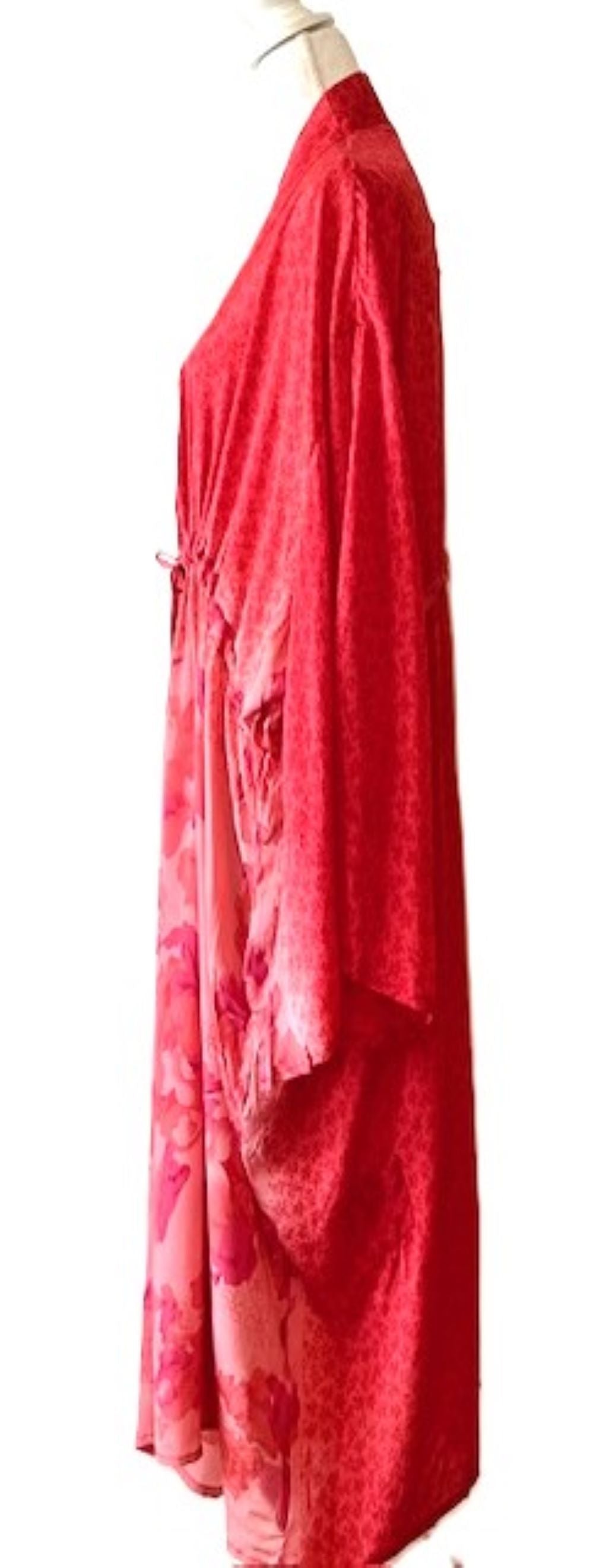Kantha Bae Dreamweaver Silk Kimono Is A Statement Piece. (Pink)