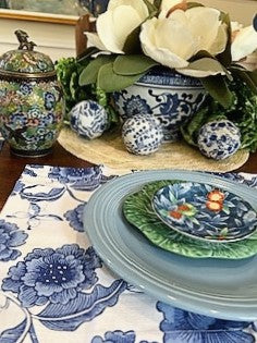 Blue and White Floral Placemat and Napkin Sets. 4 Per Set Beautiful (Megan)