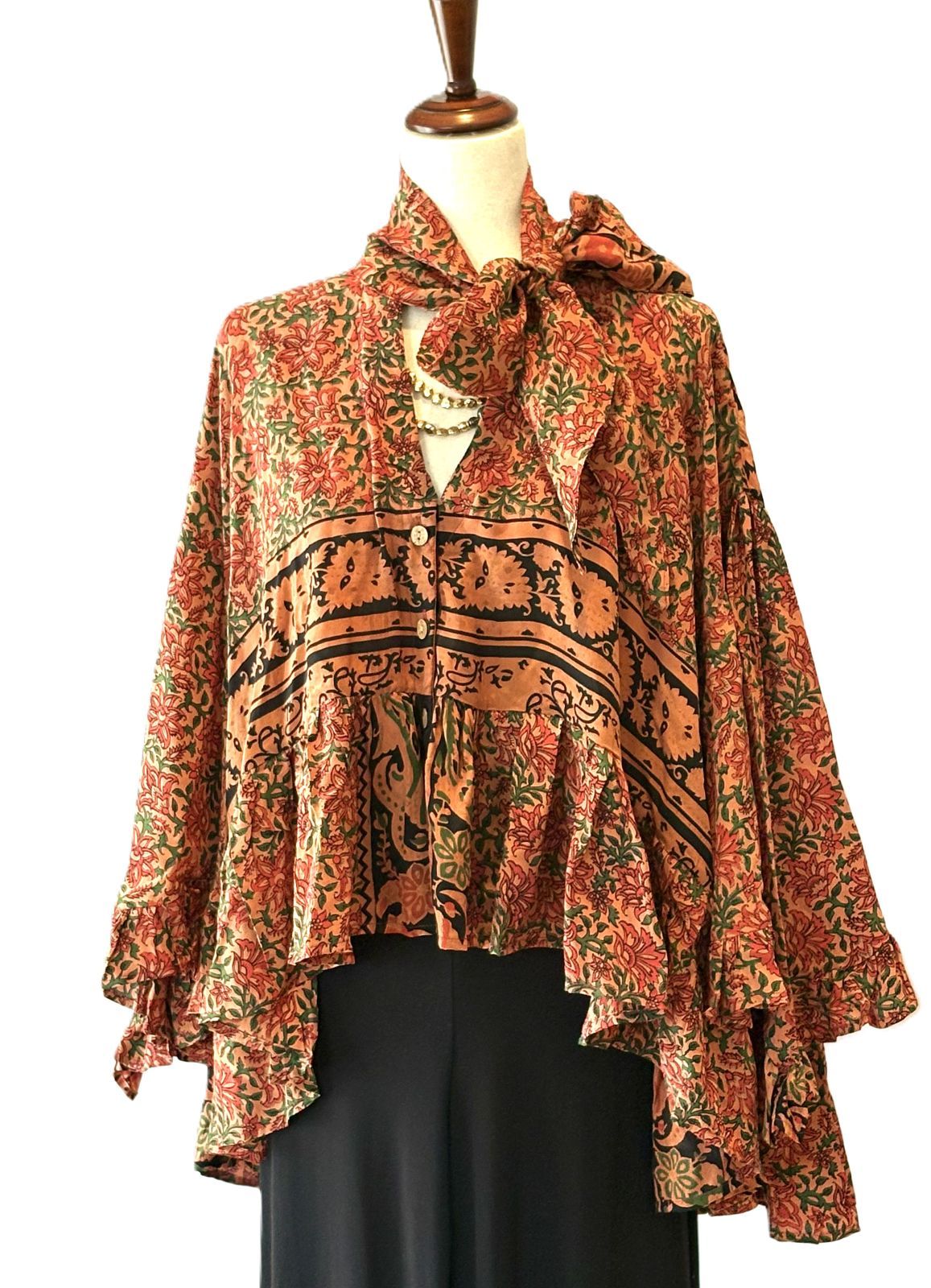 Kantha Bae Crepe Sari Wid Rose Romantic Top (Gypsy)