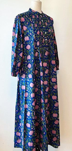 Floral Block Print Cotton Dress Looks Lush (Navy)