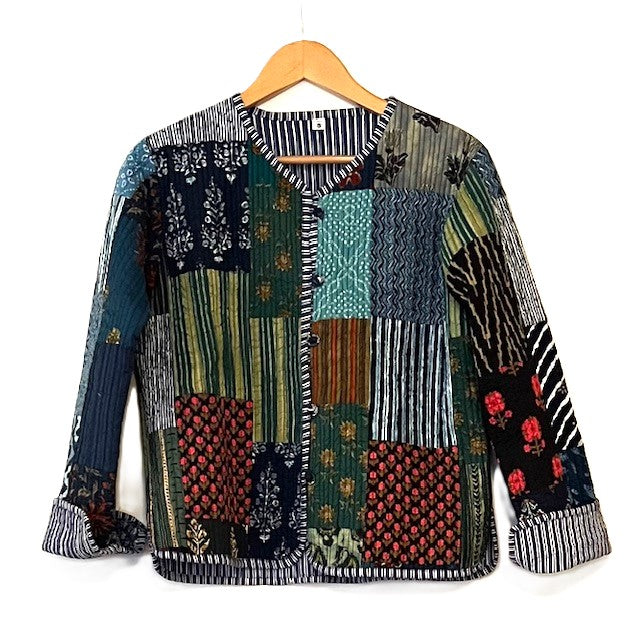 Luxe Reversible Cotton Quilted Womens Jacket With Stripe Piping Collar (Navy Patchwork)