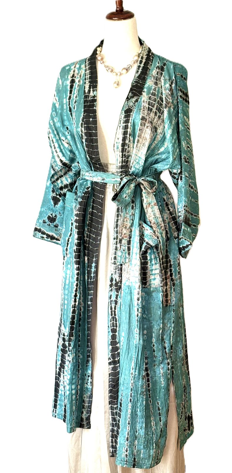 Signature Collection, Long Silk Kimono Tie-Dye Duster. (Aqua Black)