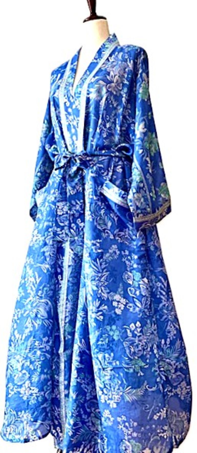 Luxurious Rich Silk Long Kimono Duster. Glamorous (Blue Floral)