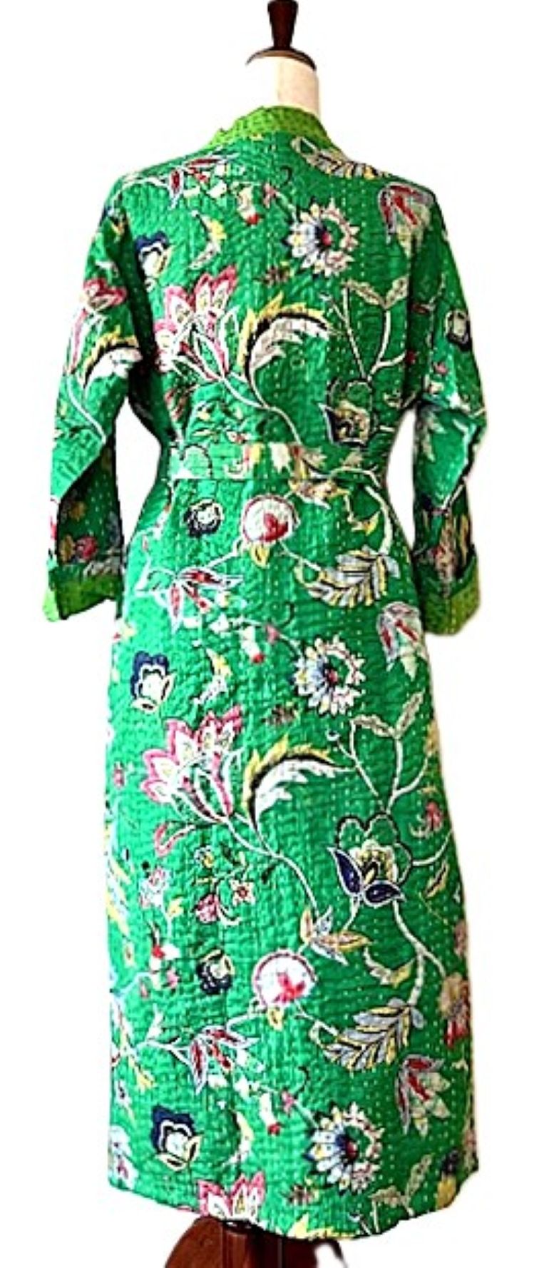 Long Cotton Kimono Looks Fresh And Colorful. (Emerald)