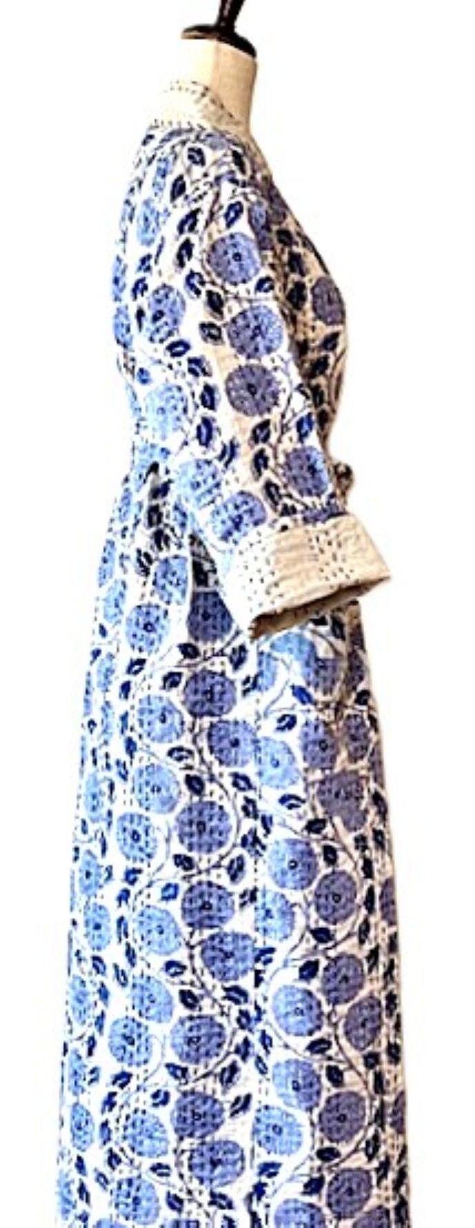 Classic Long Cotton Kimono Looks Uptown Chic. (Blue and White)