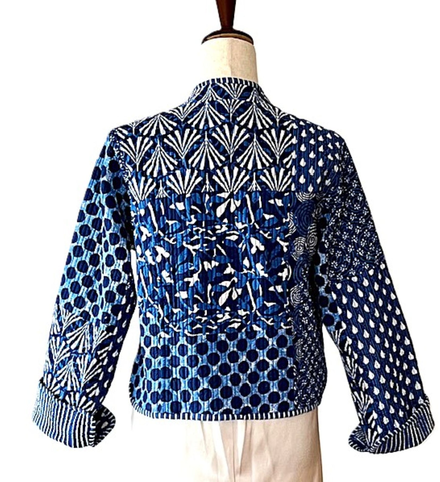 Luxe Reversible Cotton Quilted Womens Jacket With Stripe Piping (Blue)