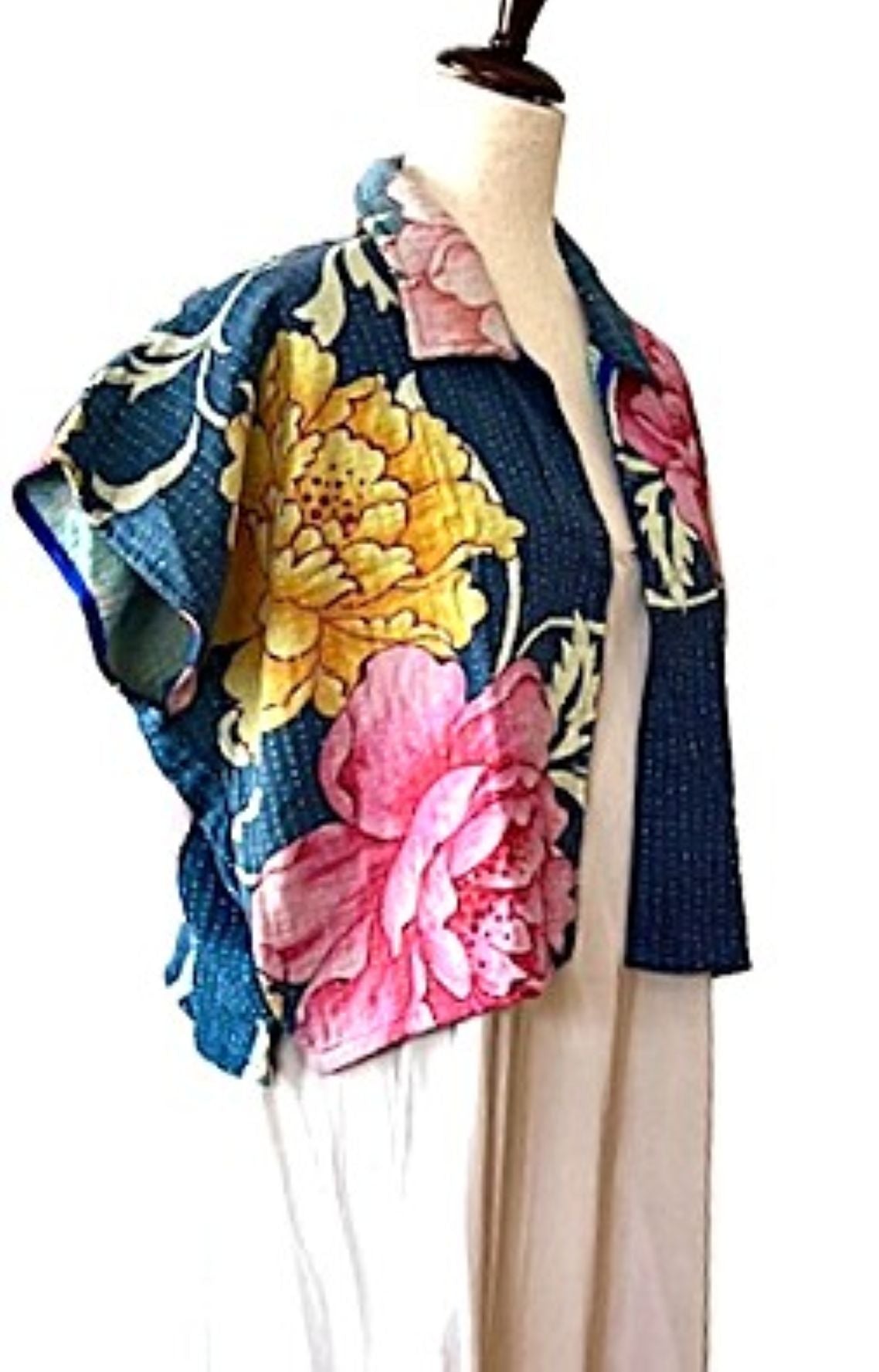 Jacket- Fully Reversible Crop Top Jacket Offers Limitless Options For Styling. (Floral)