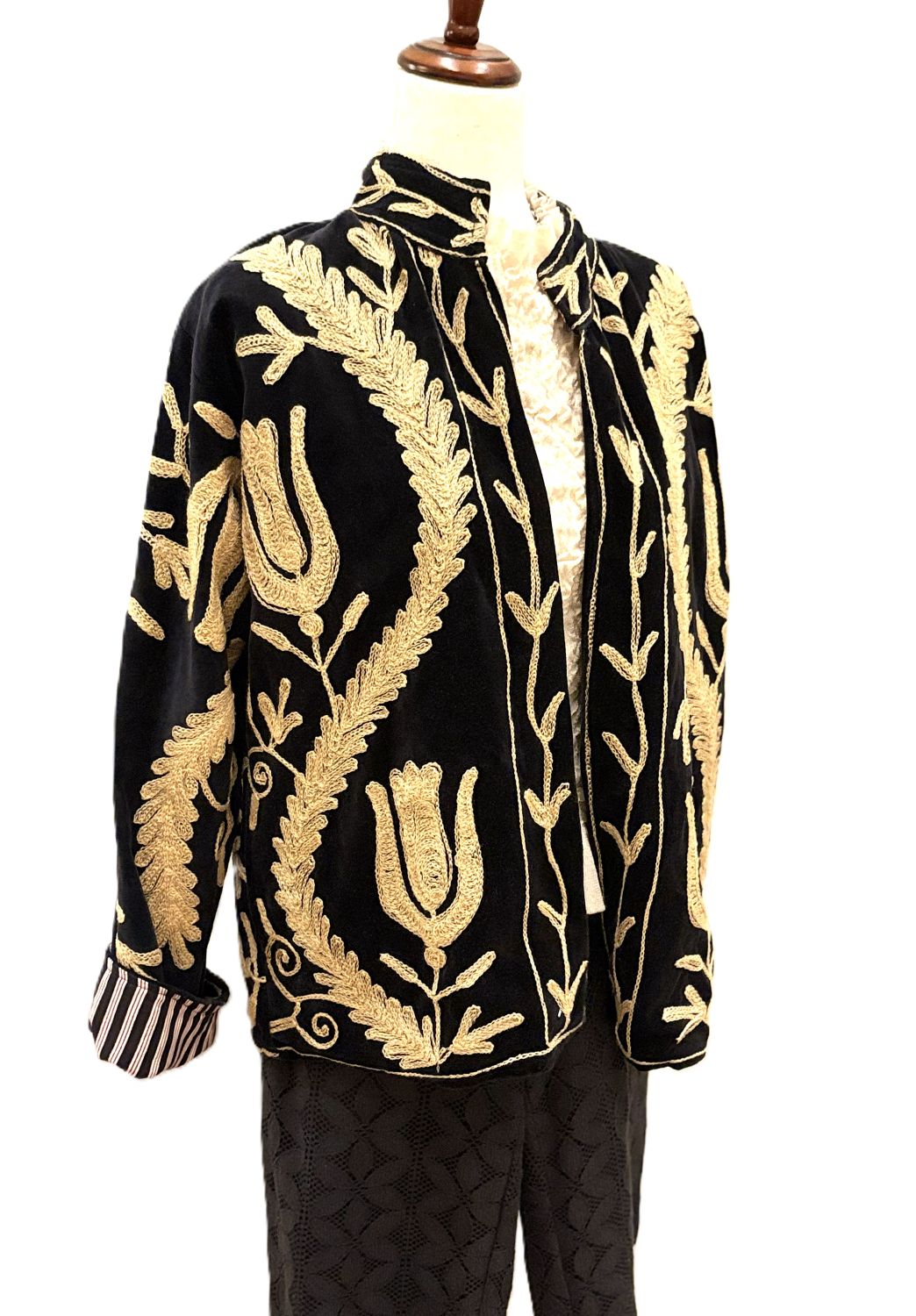 Jacket, Specialty Collection New Winning Velvet Top. Noteworthy.